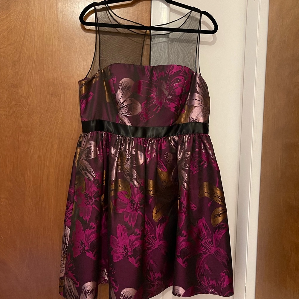 Floral Sleeveless Jacquard Dress